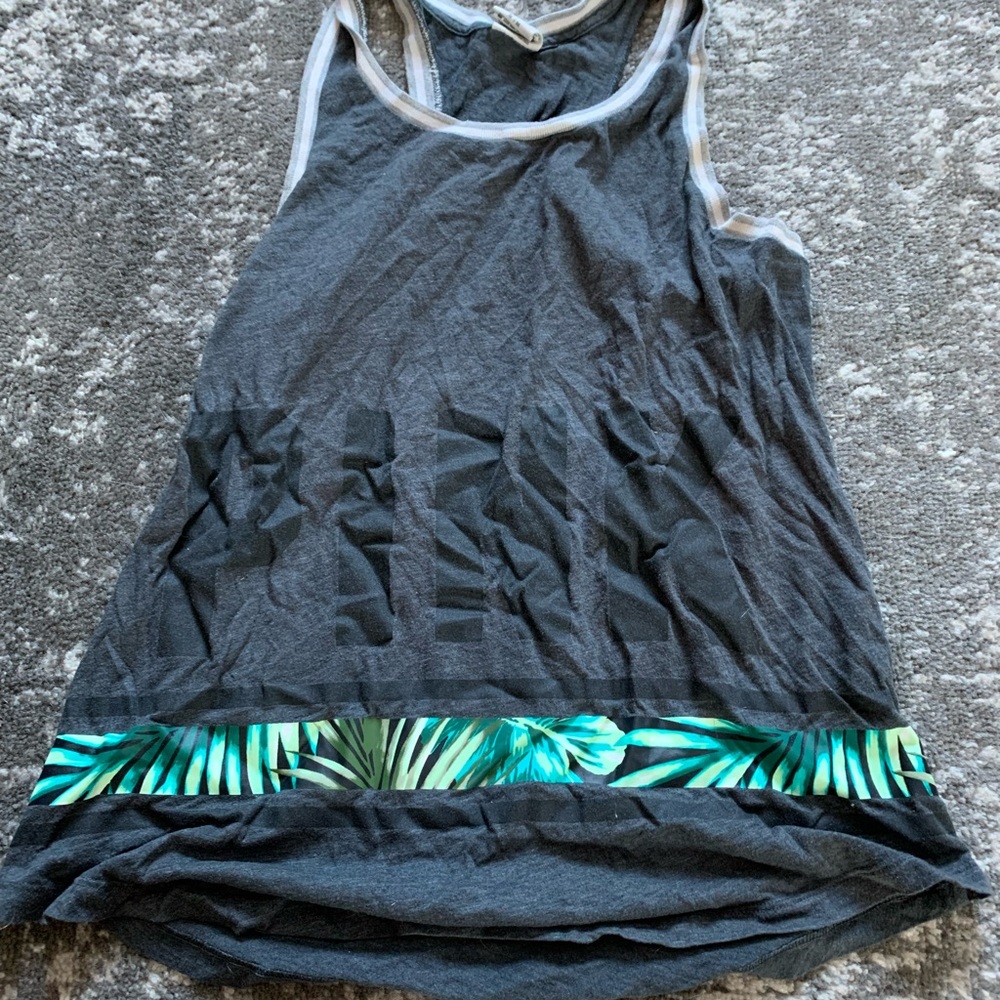 VS Pink workout tank
